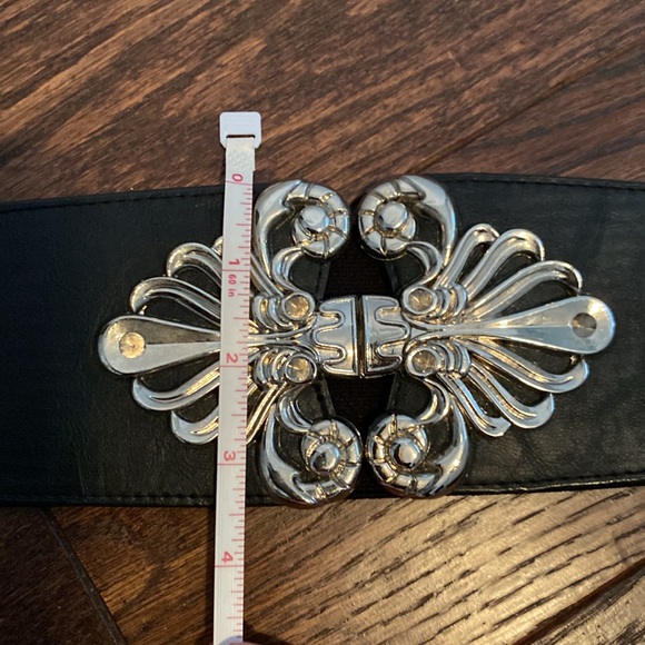 Black Belt with Silver Buckle - Floral Detailing - Picture 7 of 8